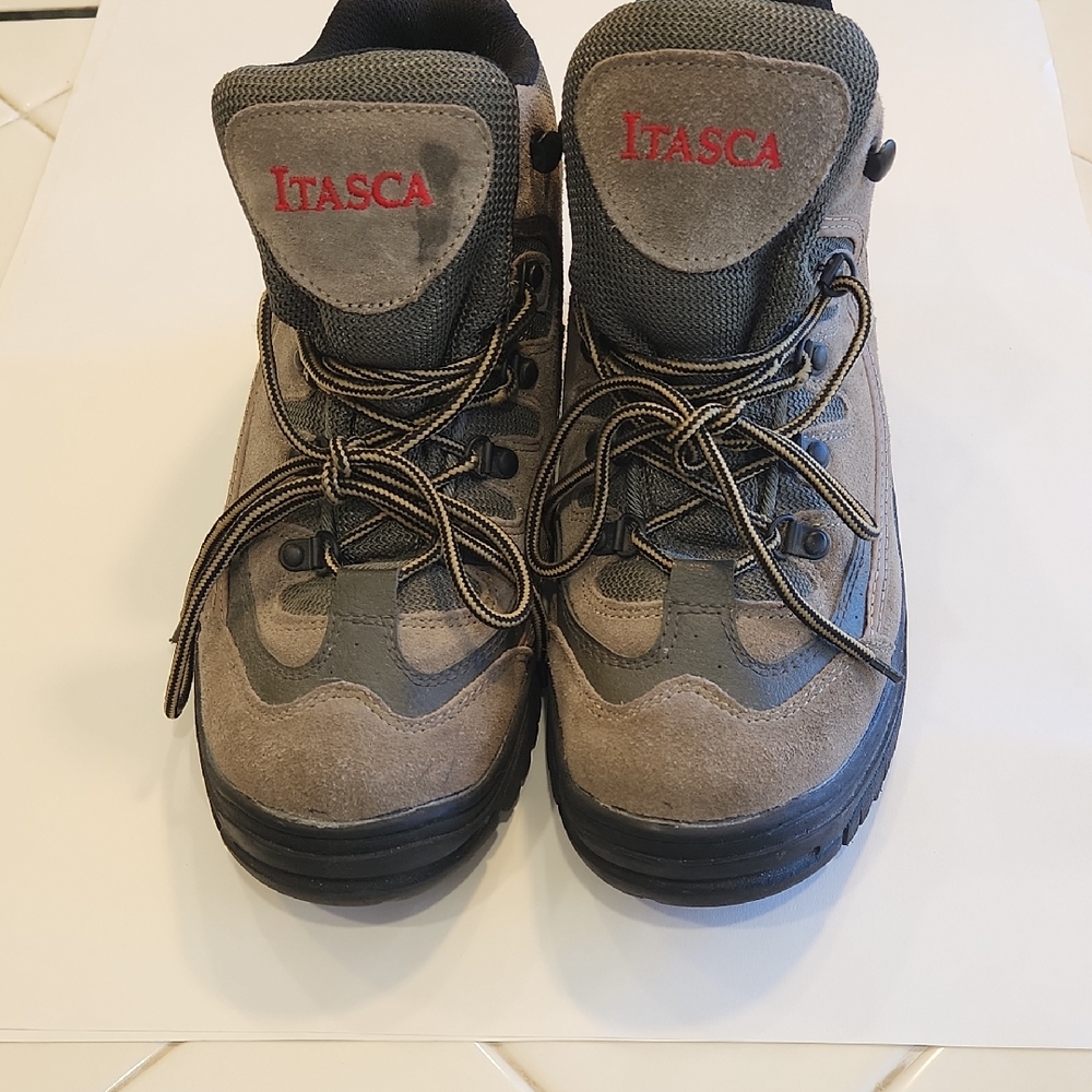 Itasca Adult Boots - Tan and Black 11